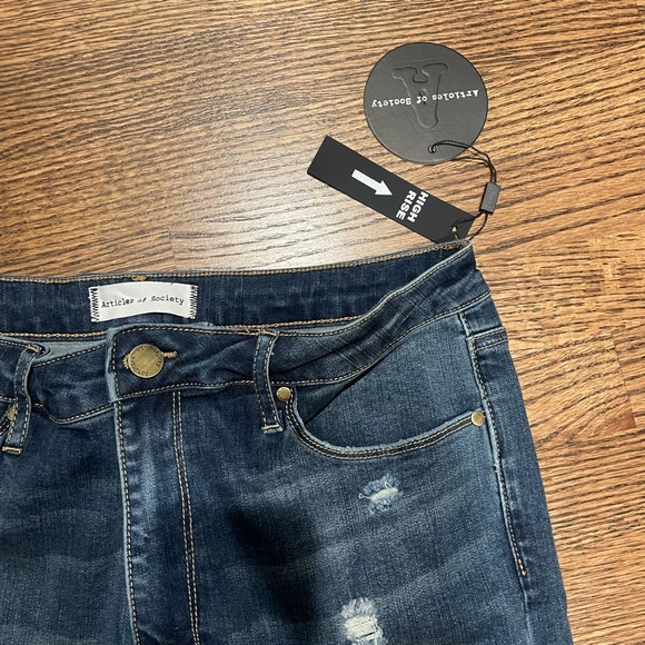 NWT Articles of Society “Heather” Highrise Jeans - Picture 2 of 5